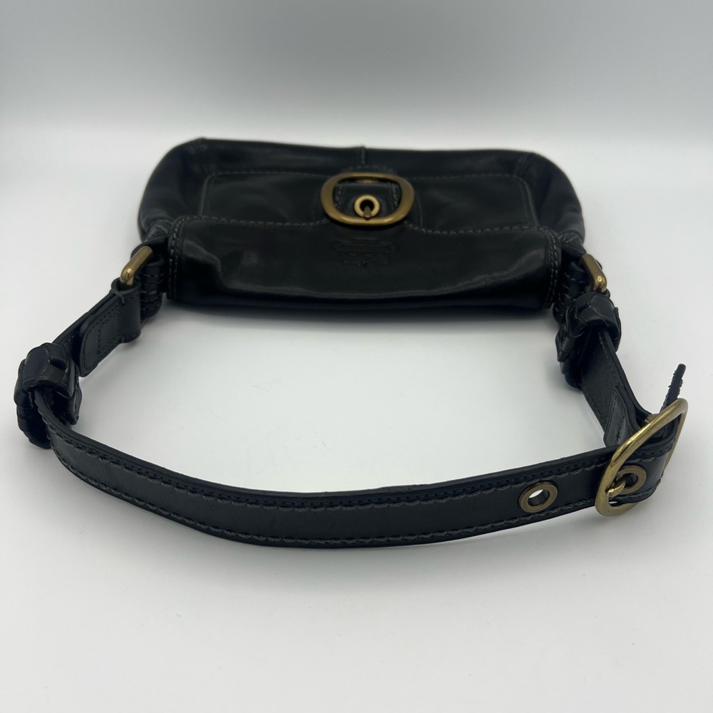 Vintage Coach Black Leather Shoulder Bag - Picture 4 of 11